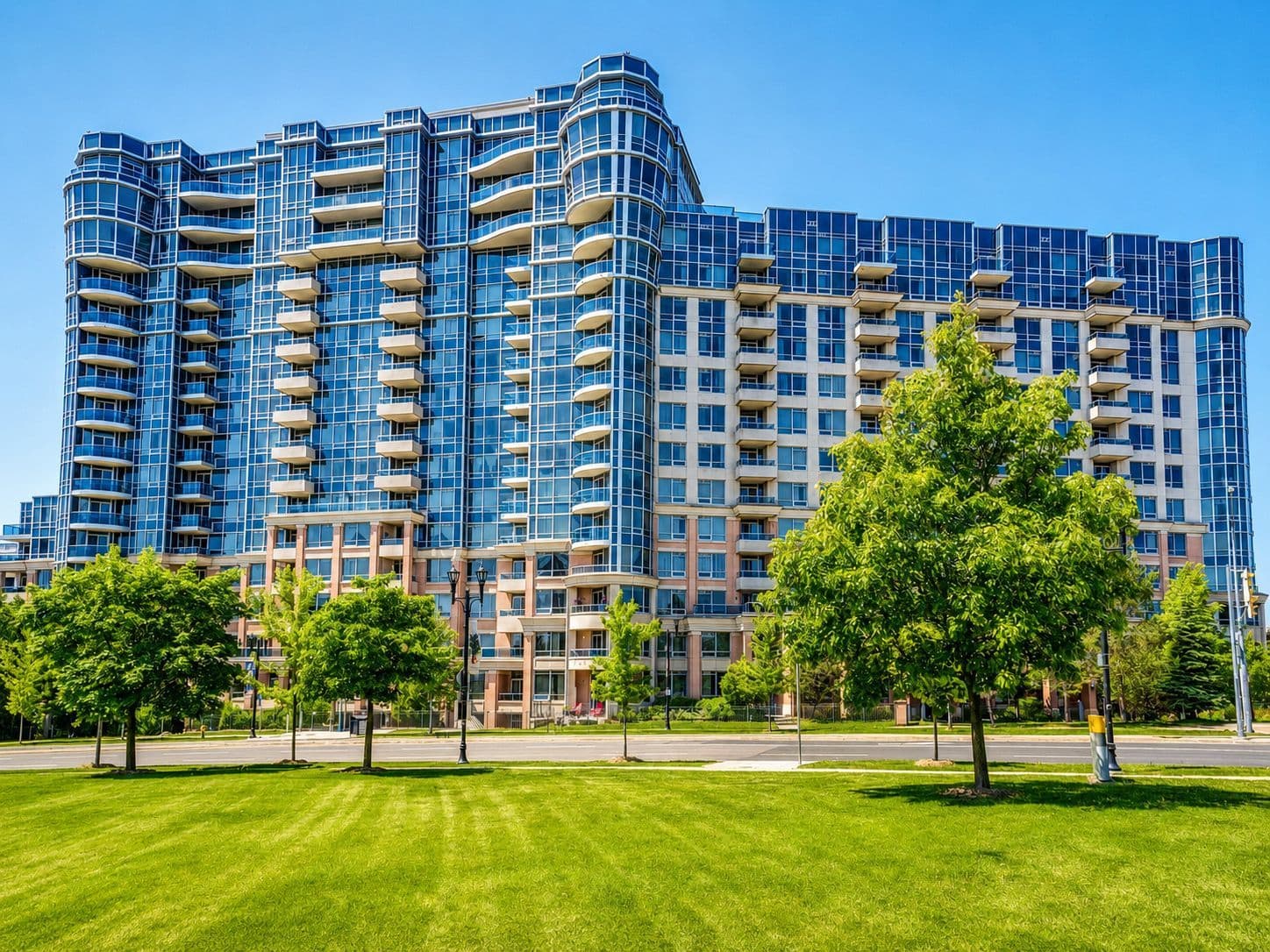 33 Cox Boulevard, 231
