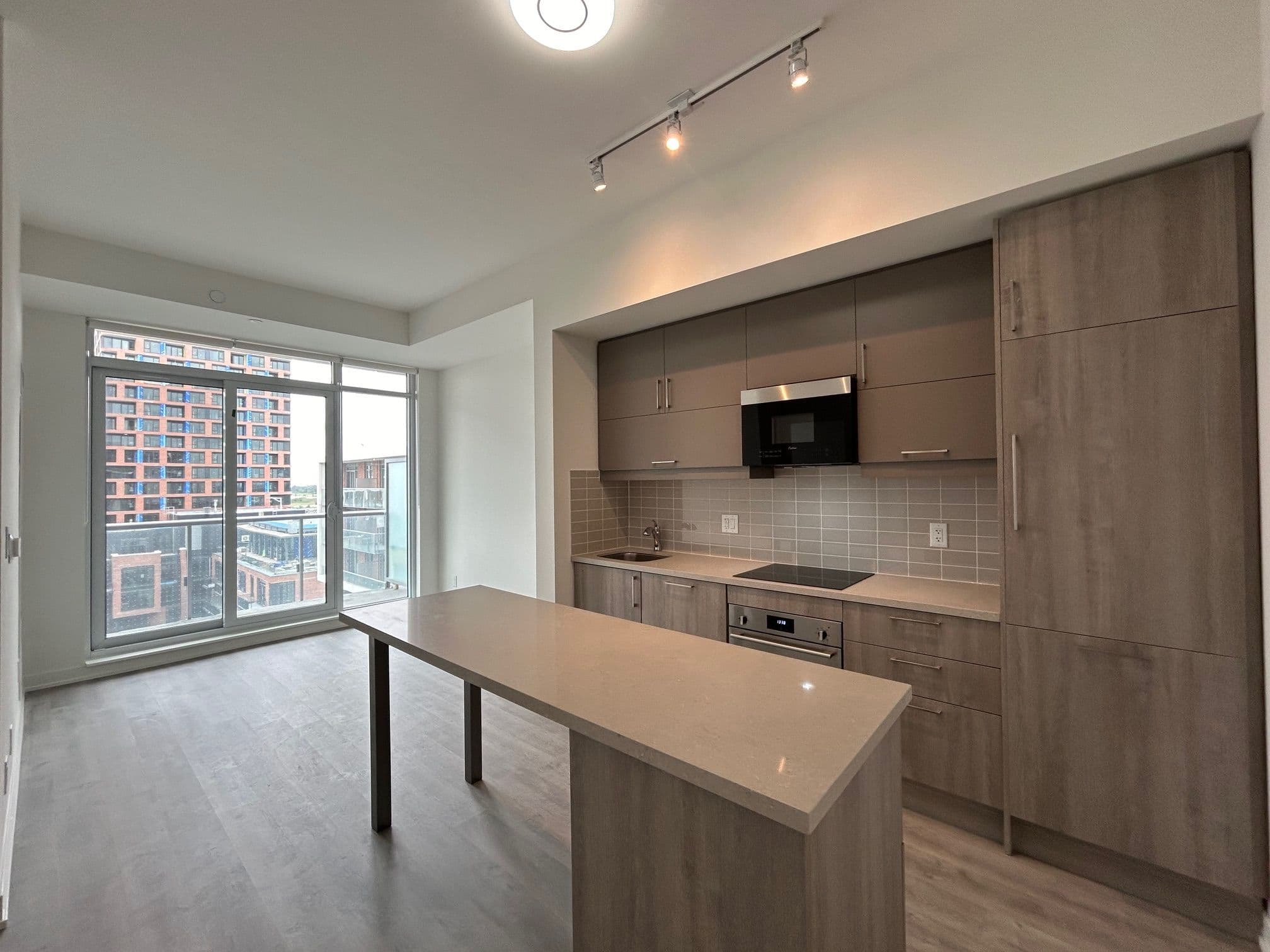 8119 Birchmount Road, 1402