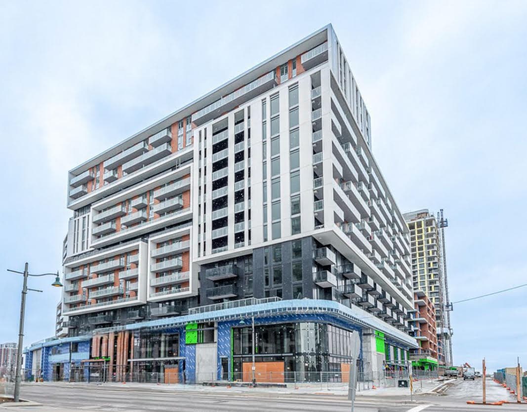 8119 Birchmount Road, 1118