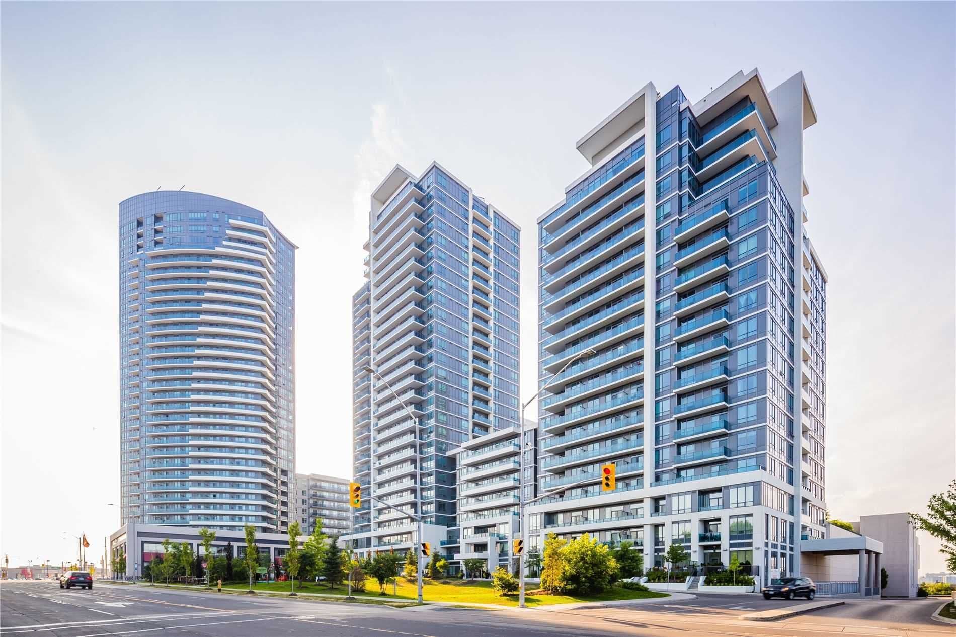 7161 Yonge Street, 1530