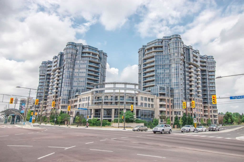 33 Cox Boulevard, 337
