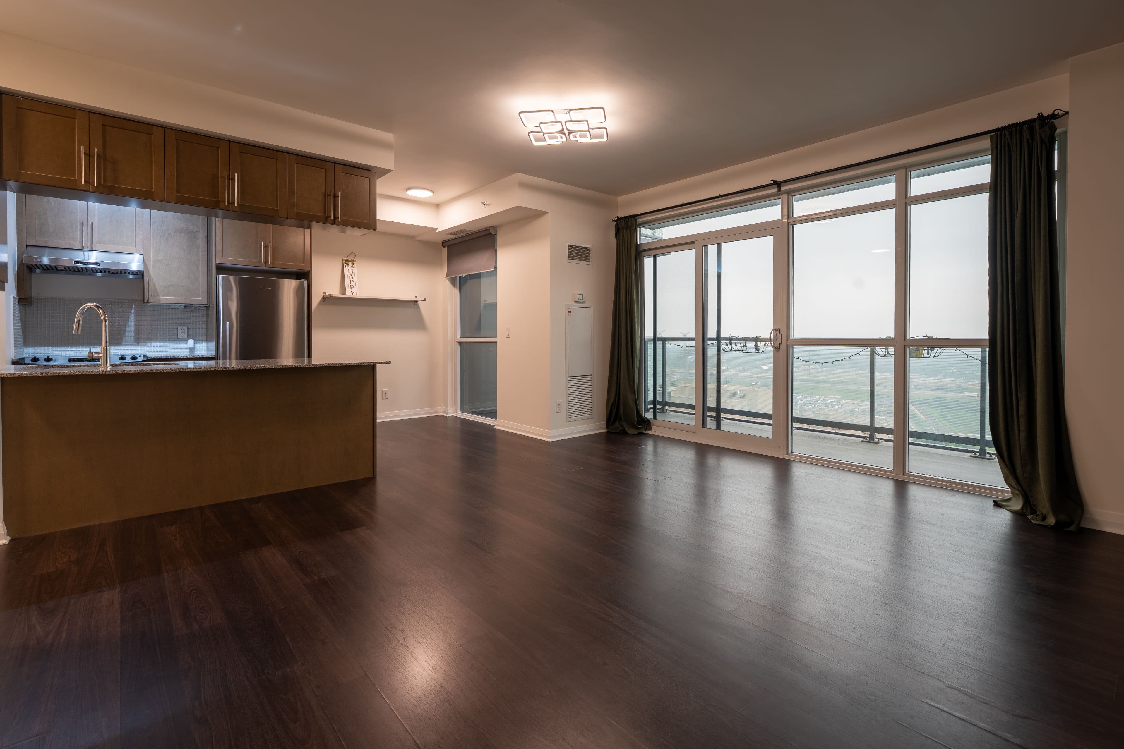 55 Oneida Crescent, Lph04
